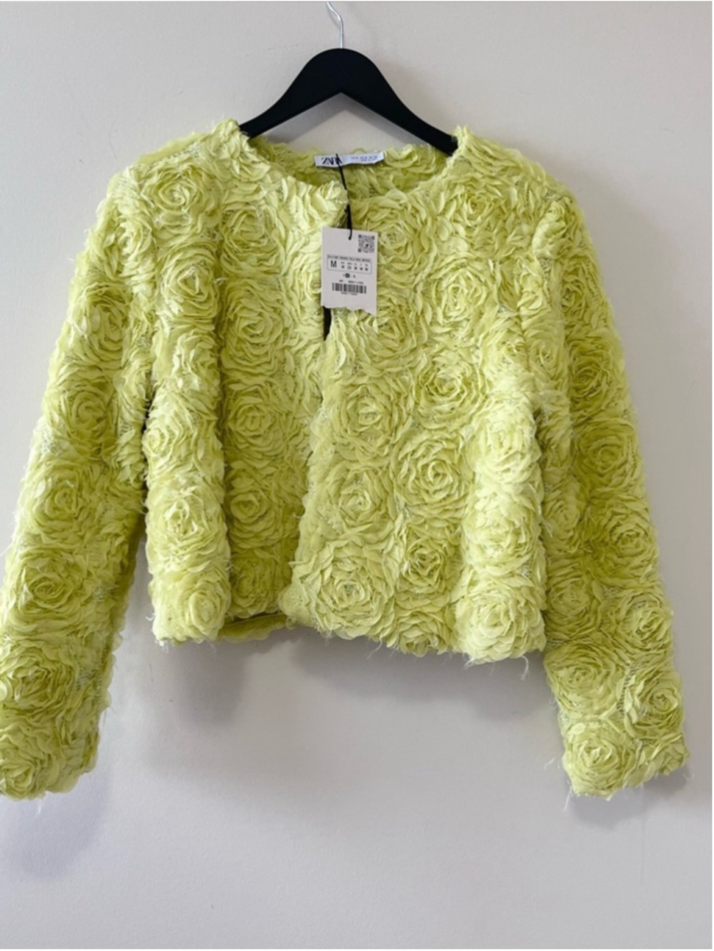 NEW ZARA TEXTURED FLORAL CARDIGAN SIZE M - Picture 5 of 11